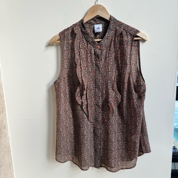 CAbi The Ruffle Top Floral Print Sleeveless Womens Size L Chiffon Blouse 6319 - Picture 1 of 14